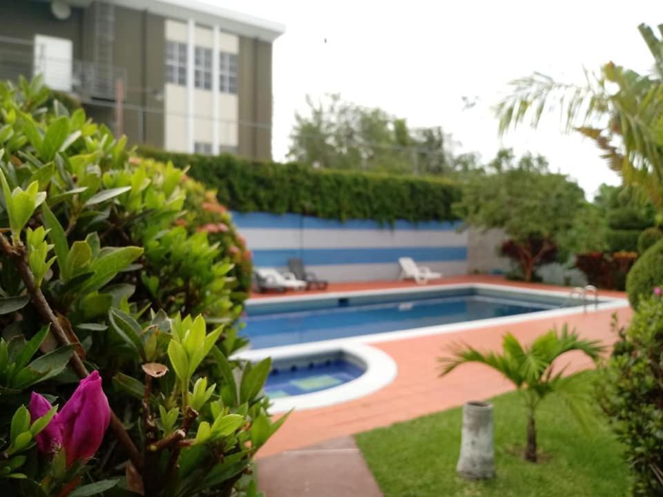 Hotel Alamo Internacional 圣萨尔瓦多 外观 照片